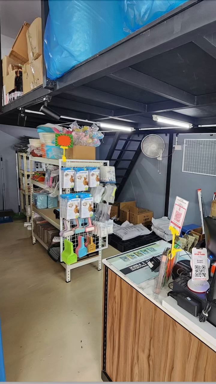 Apa Yang Ditawarkan :  Petshop Kucing Lengkap