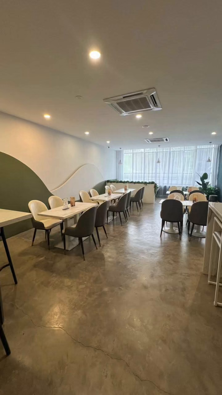 Mount Austin 店面出顶 | Shop for Takeover