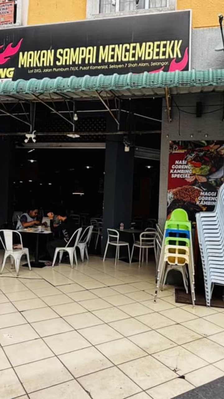 Shah Alam Seksyen 7 - Bisnes Restoran Untuk Dilepaskan