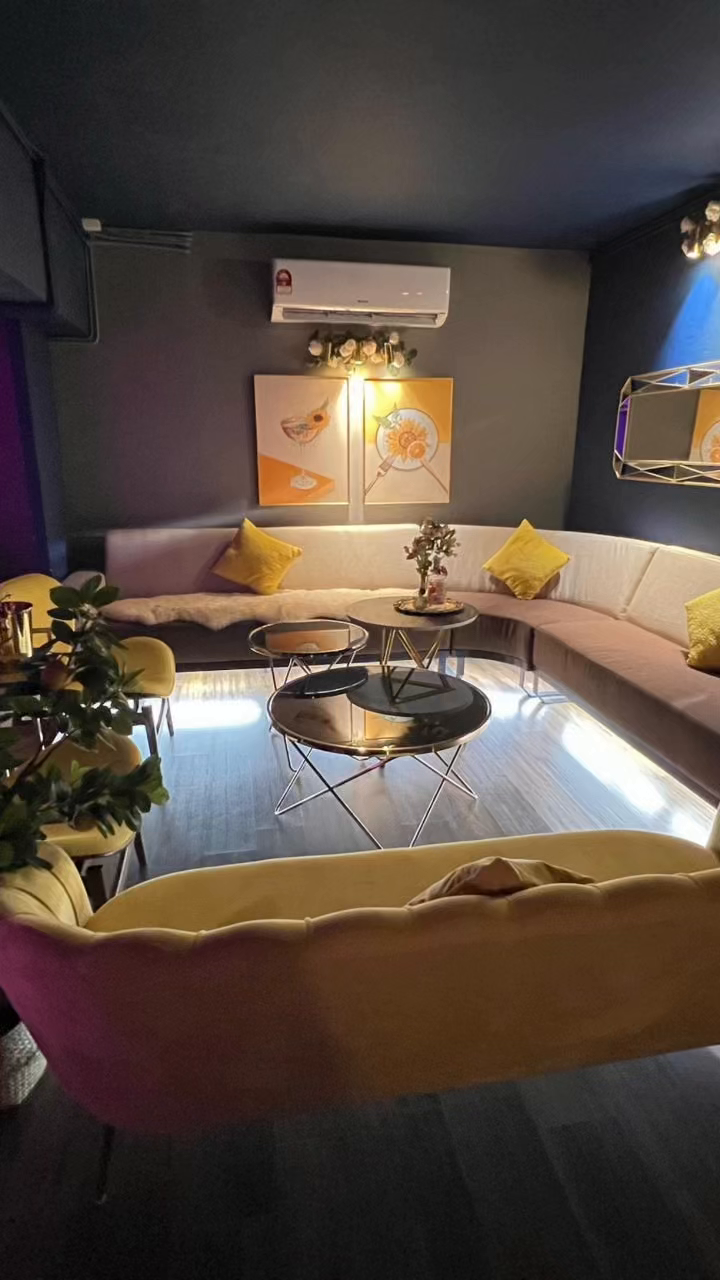 F&B Business for Sale – Emporium Complex, Kuching