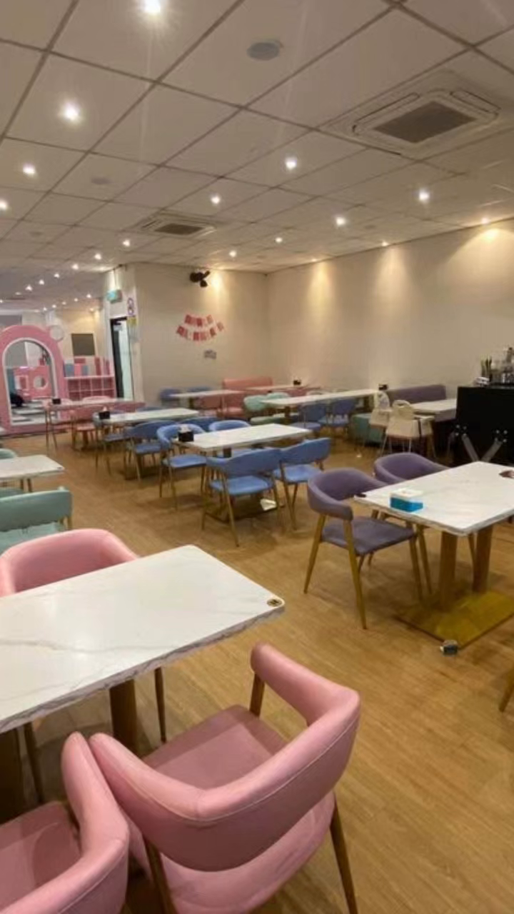 Impian Emas 亲子 Café 出顶